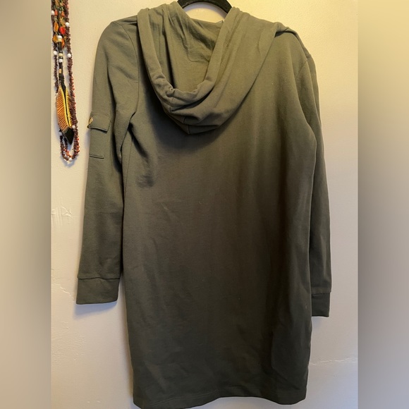 Tommy Hilfiger
Rosemary snap-front French Terry hooded sweater dress - Picture 5 of 6